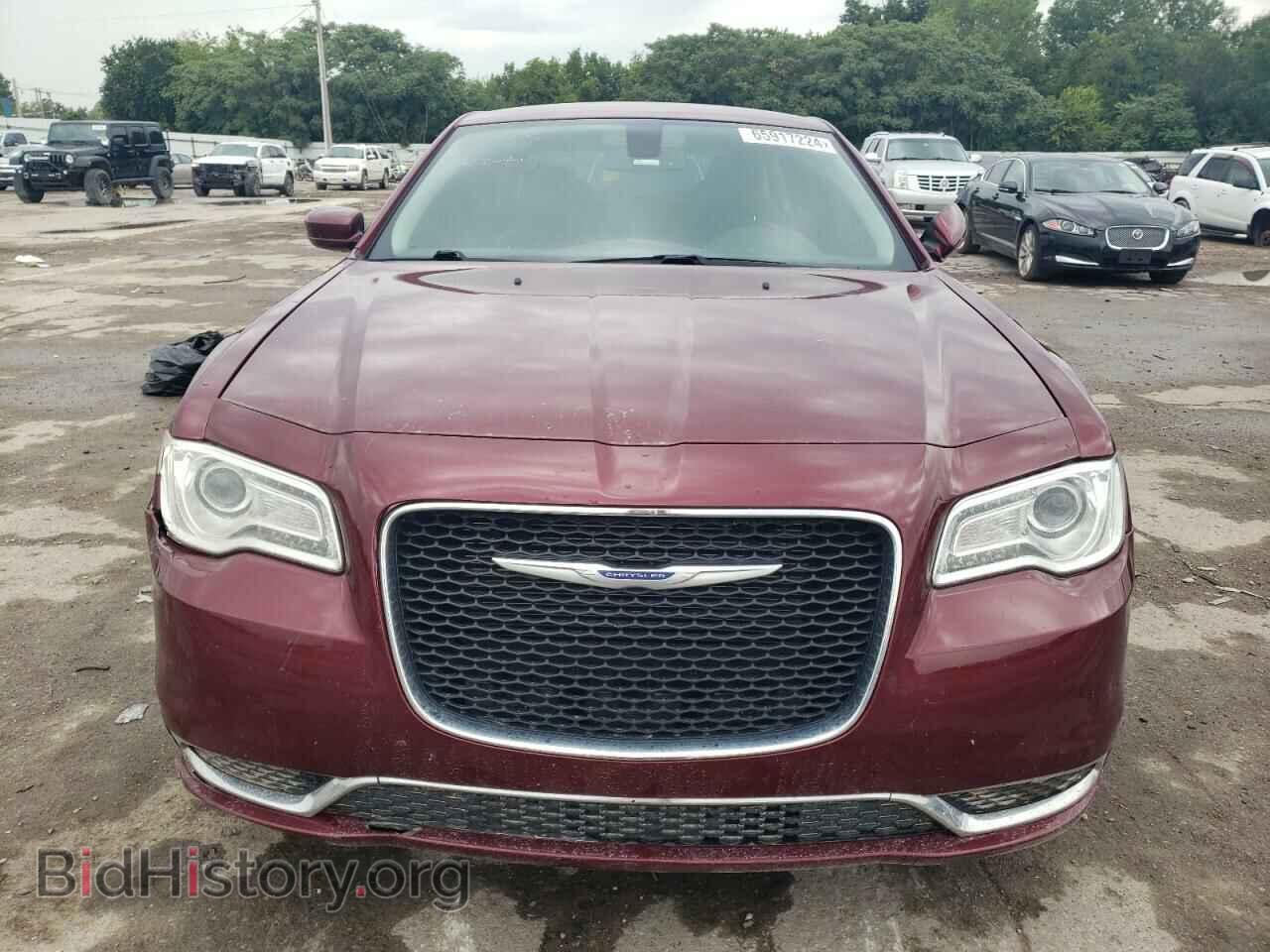 2019 CHRYSLER 300 - VIN: 2C3CCAAG2KH517227 - Фото 5