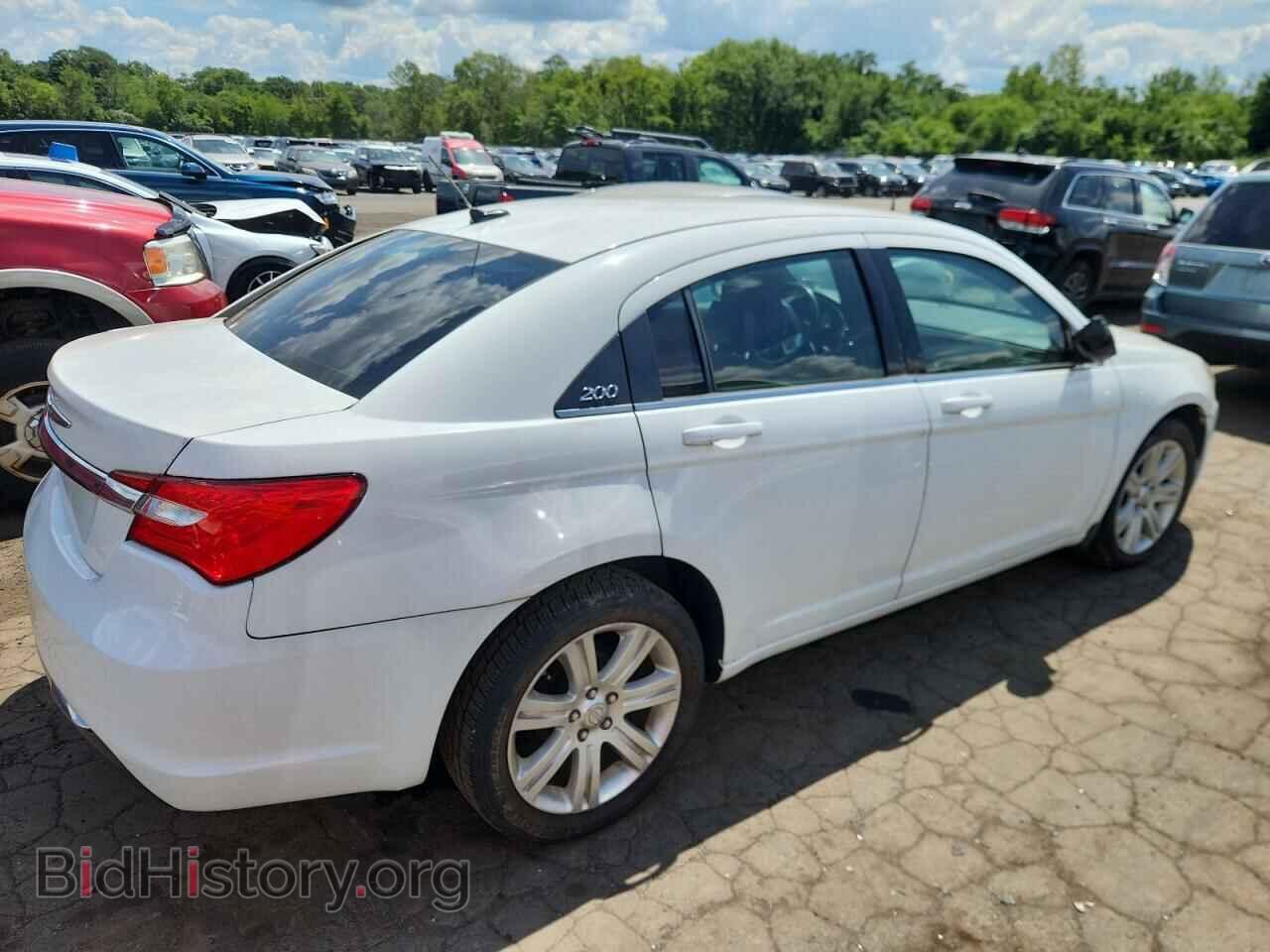 2013 CHRYSLER 200 - VIN: 1C3CCBBB2DN743559 - Фото 3