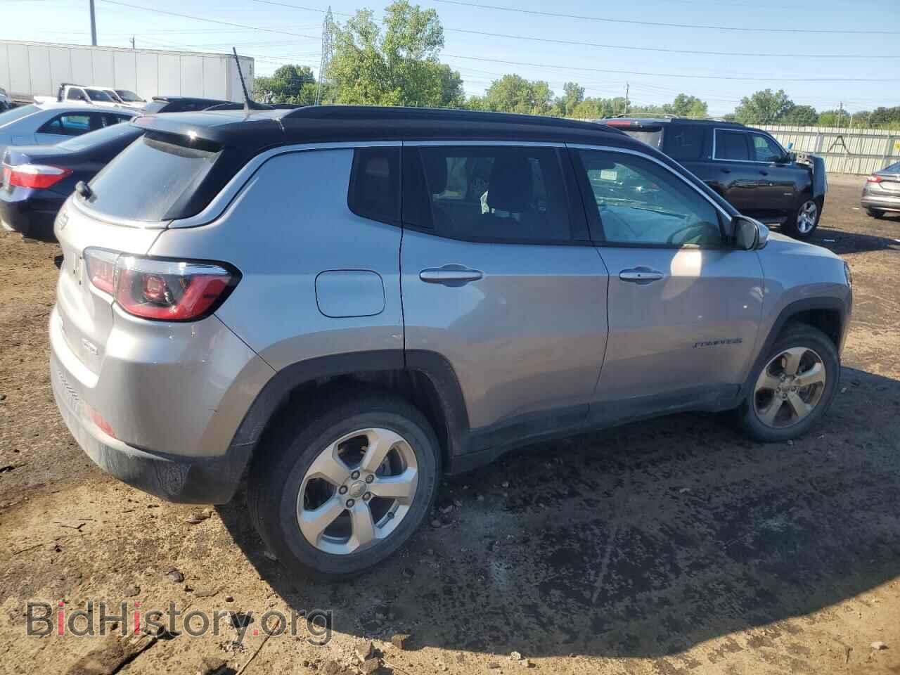 2018 JEEP COMPASS - VIN: 3C4NJDBB4JT349675 - Фото 3