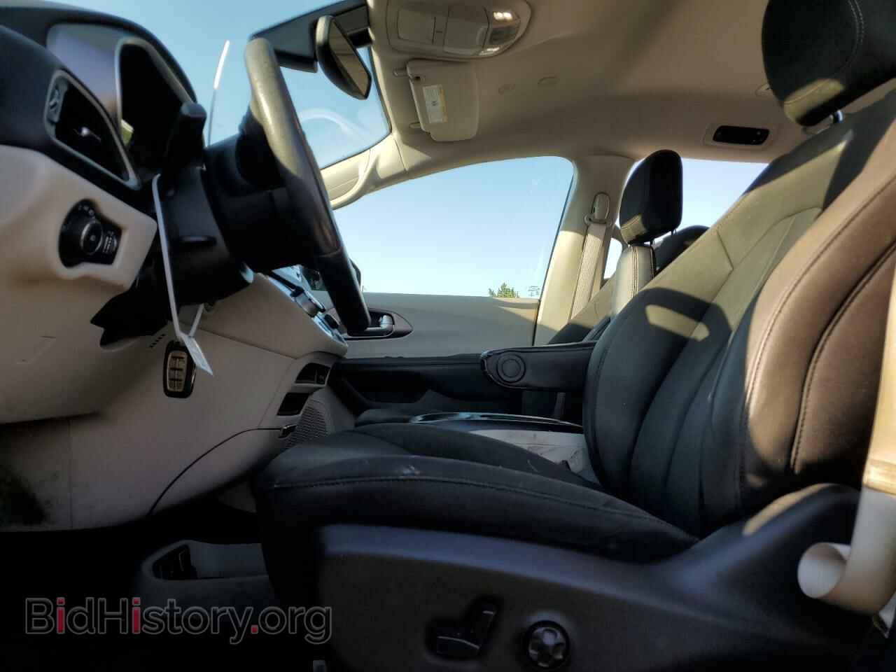 2020 CHRYSLER PACIFICA - VIN: 2C4RC1FG4LR241983 - Photo 7