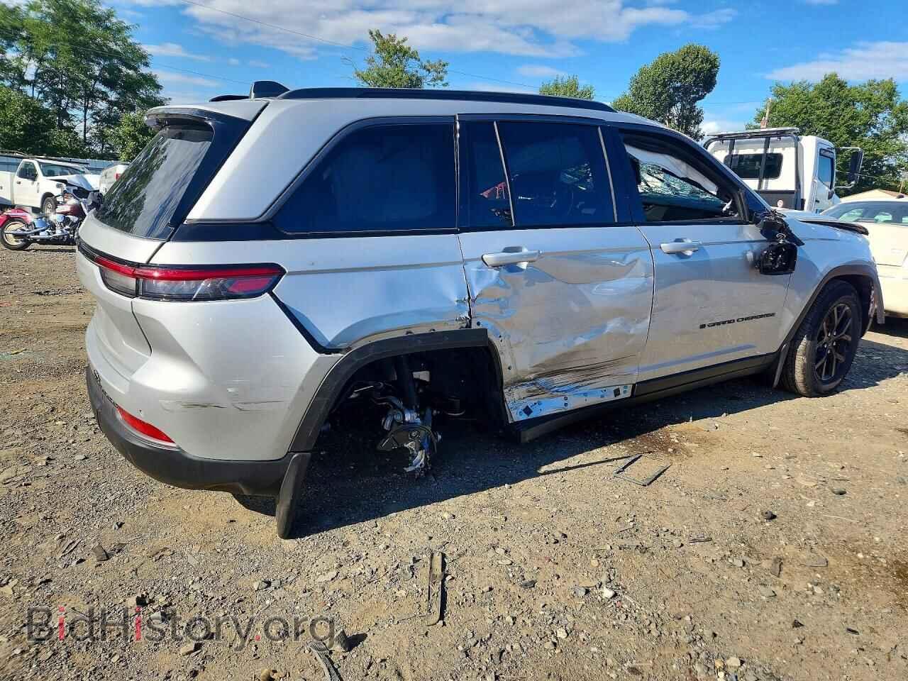 2026 JEEP CHEROKEE - VIN: 1C4RJHARXTC208518 - Photo 3