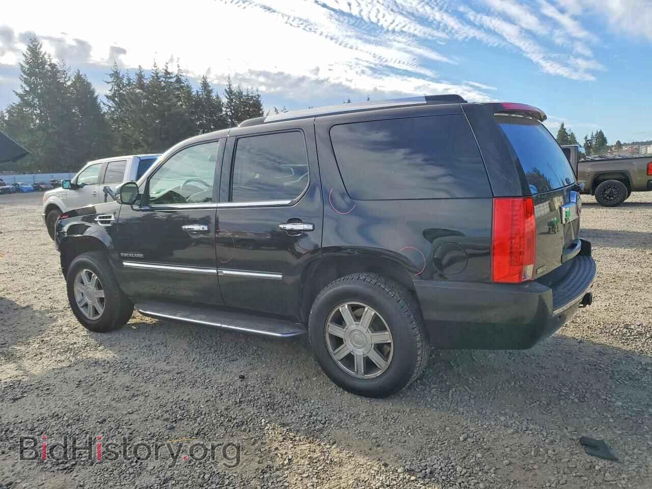 2011 CADILLAC ESCALADE - VIN: 1GYS4AEFXBR139965 - Photo 2