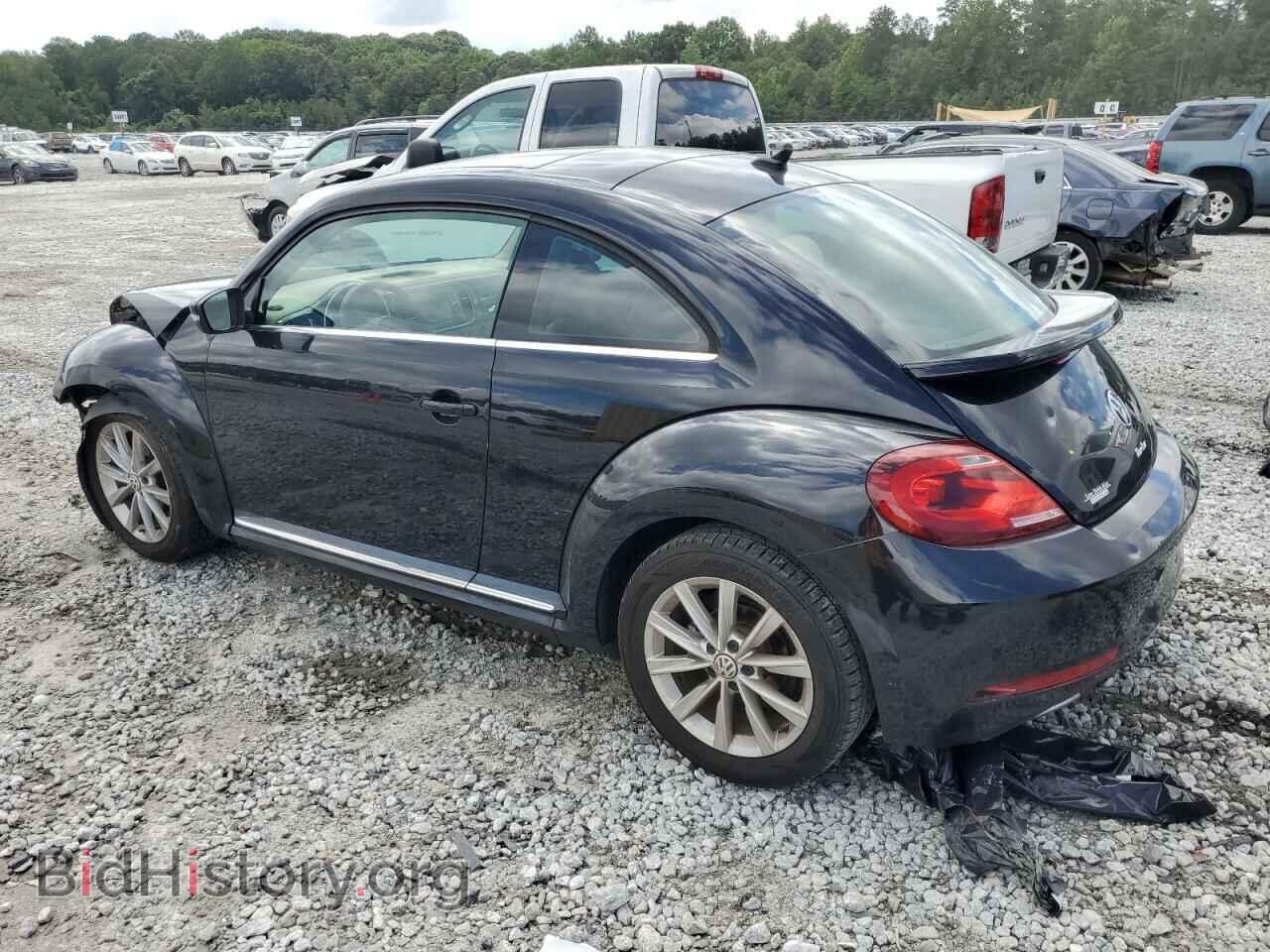 2018 VOLKSWAGEN BEETLE - VIN: 3VWJD7AT3JM708572 - Фото 2
