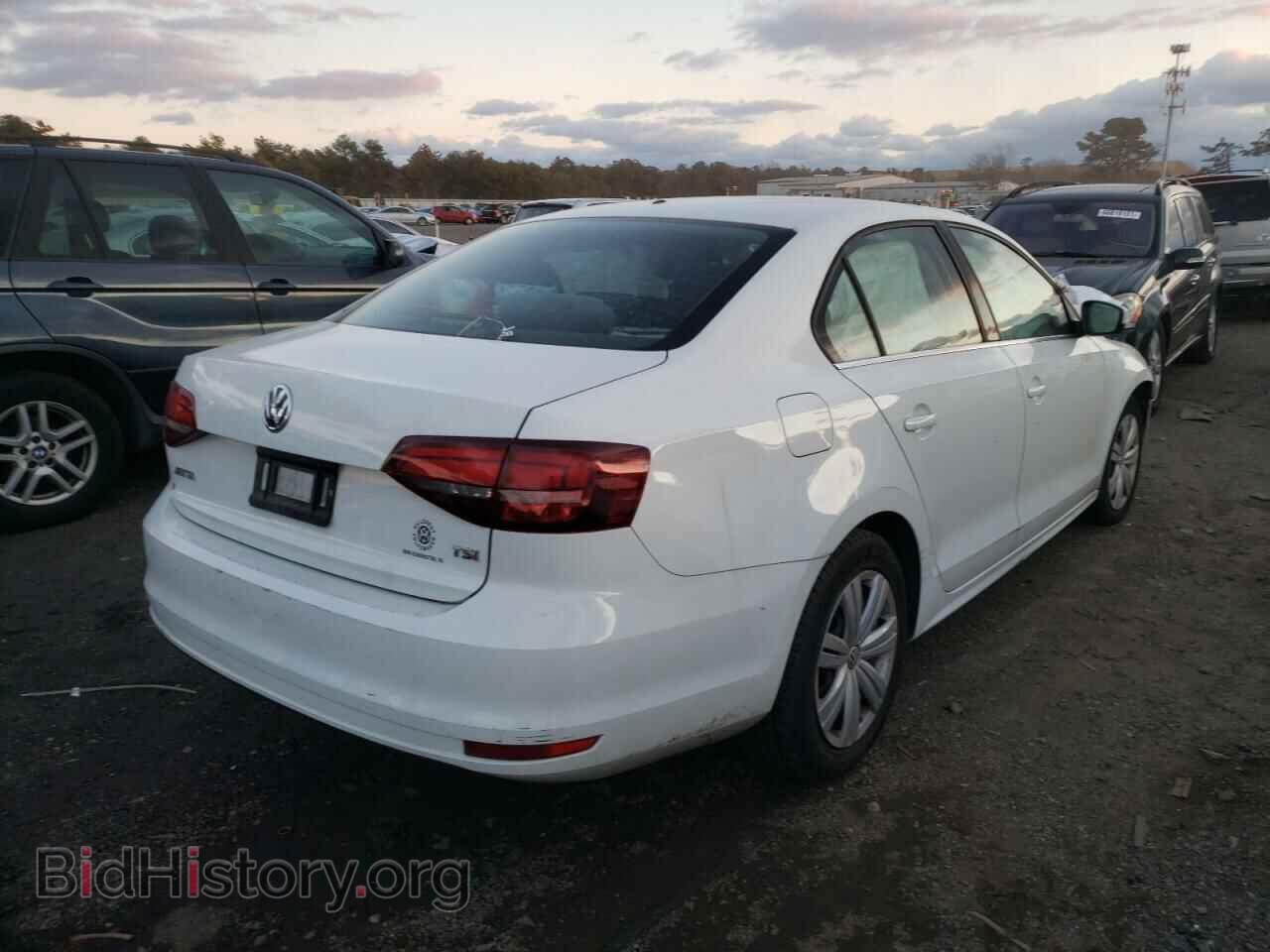 2017 VOLKSWAGEN JETTA - VIN: 3VW2B7AJ9HM262317 - Фото 4