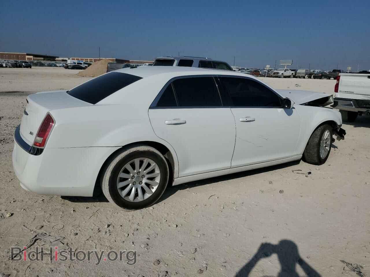 2013 CHRYSLER 300 - VIN: 2C3CCAAGXDH527684 - Фото 3