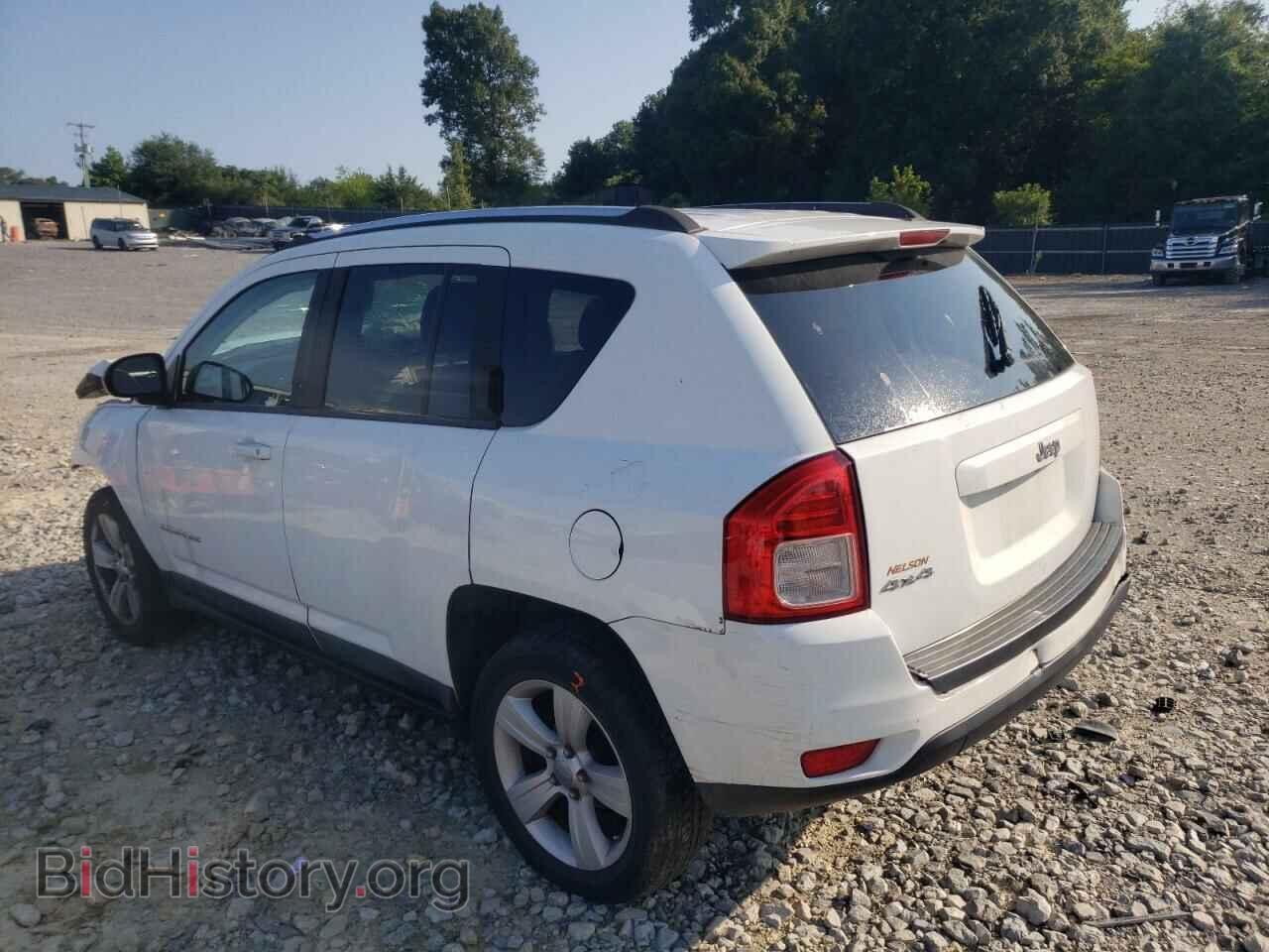 2011 JEEP COMPASS - VIN: 1J4NF1FBXBD218147 - Фото 2