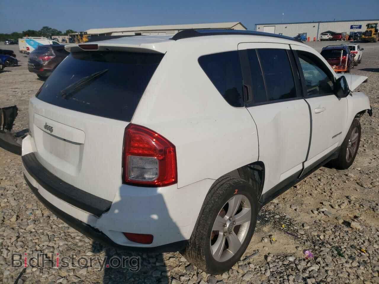 2011 JEEP COMPASS - VIN: 1J4NF1FBXBD218147 - Фото 3