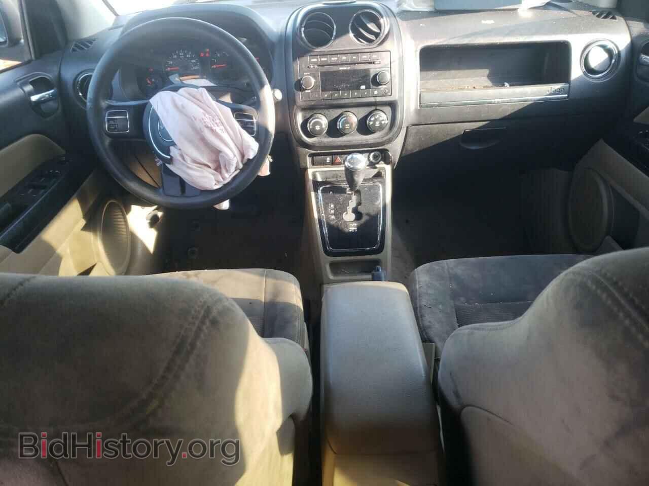 2011 JEEP COMPASS - VIN: 1J4NF1FBXBD218147 - Фото 8