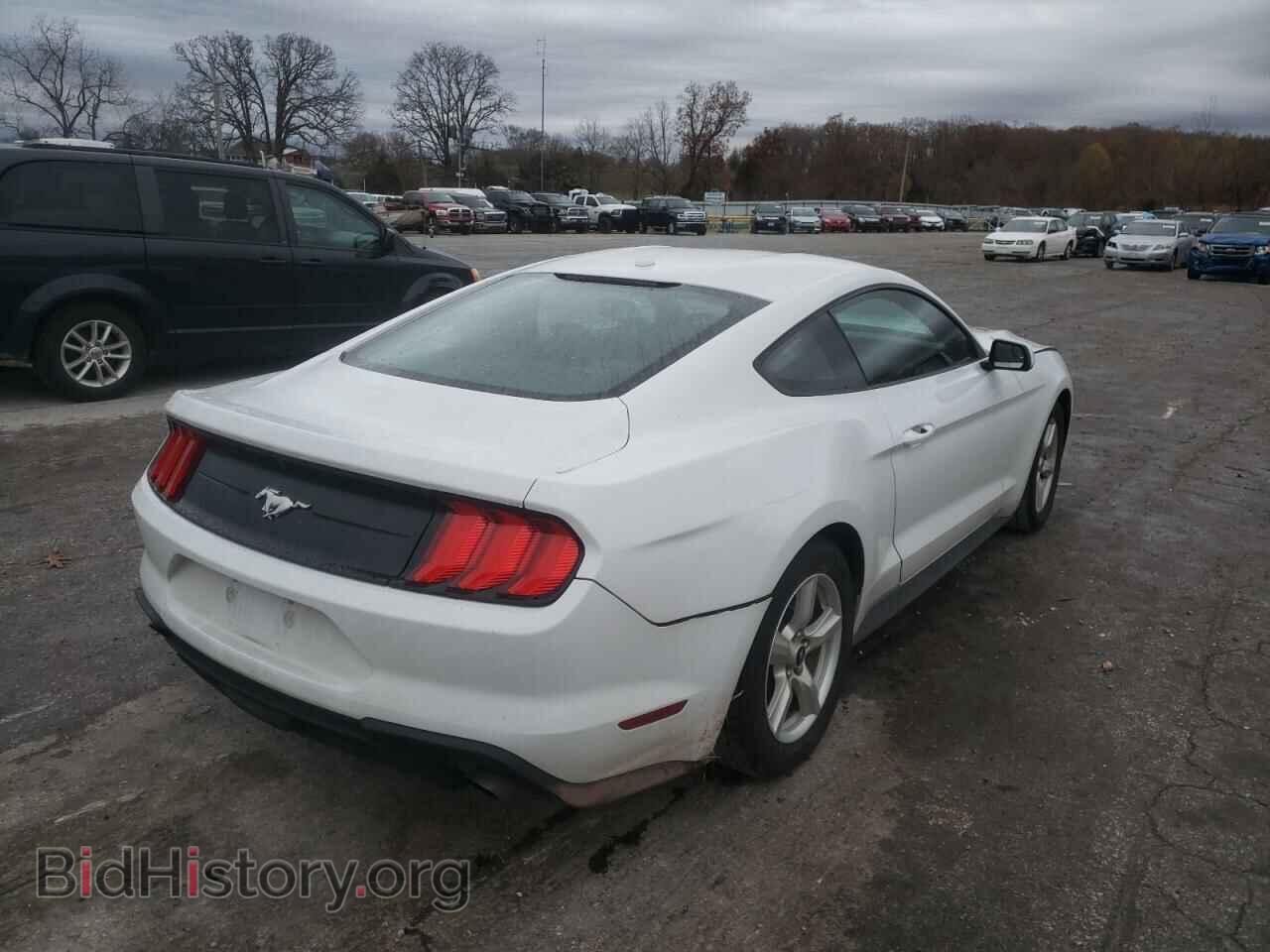 2019 FORD MUSTANG - VIN: 1FA6P8TH4K5178284 - Фото 4