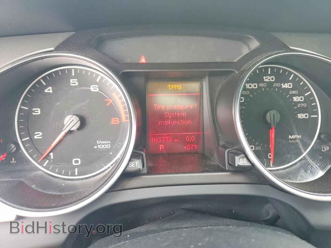 2010 AUDI A5 - VIN: WAULFAFR4AA010630 - Фото 9