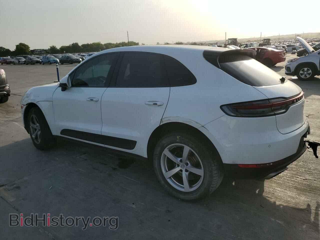 2020 PORSCHE MACAN - VIN: WP1AA2A50LLB10183 - Фото 2