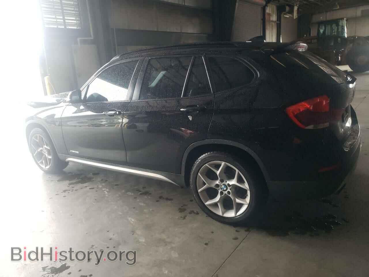 2013 BMW X1 - VIN: WBAVM1C52DVW42457 - Фото 2
