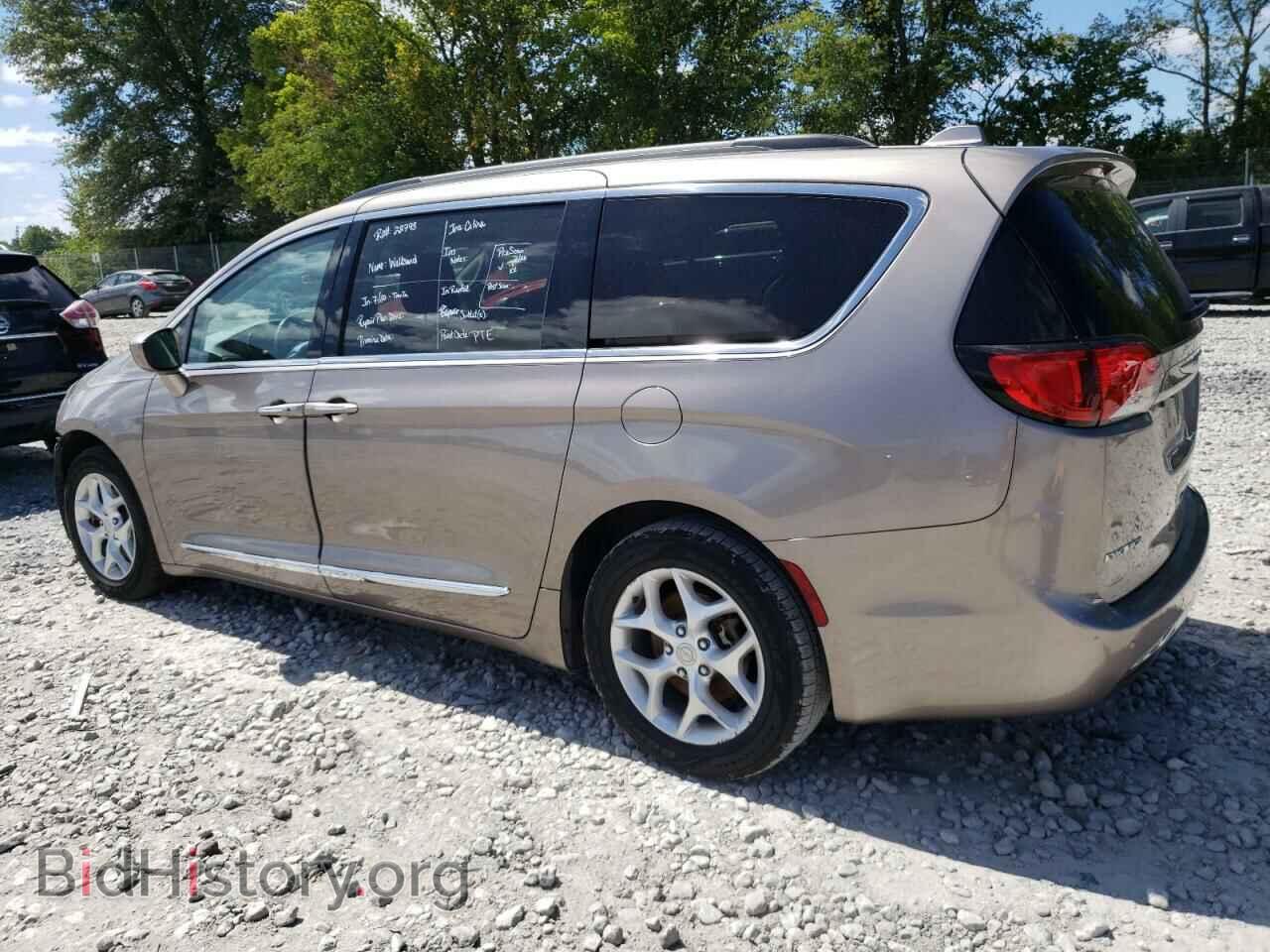 2017 CHRYSLER PACIFICA - VIN: 2C4RC1BG8HR536615 - Photo 2