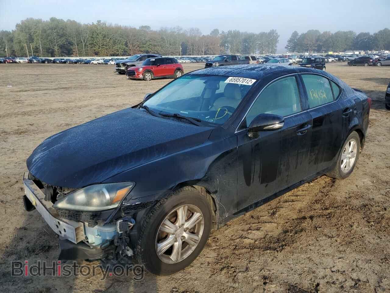 2011 LEXUS IS - VIN: JTHBF5C23B5146804 - Фото 2
