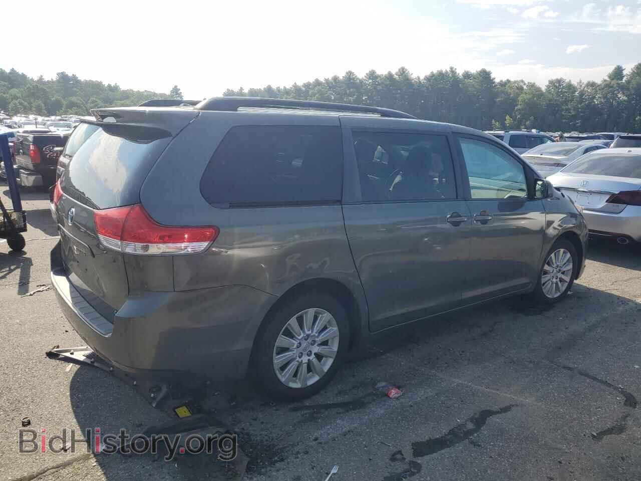 2014 TOYOTA All Models - VIN: 5TDJK3DC0ES089402 - Фото 3