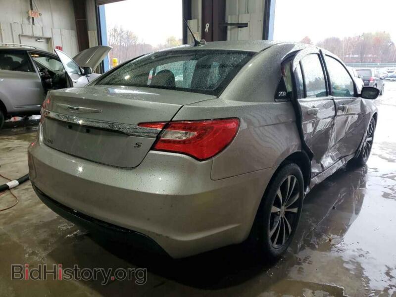2013 Chrysler 200 (VIN 1C3CCBBB0DN603123) — photo 4 of 10