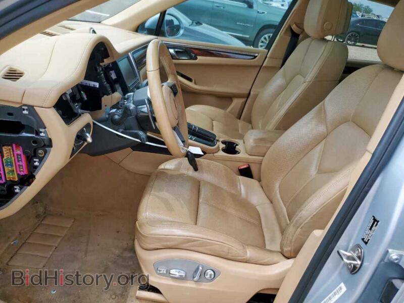 2016 Porsche MACAN (VIN WP1AB2A52GLB57038) — photo 7 of 14