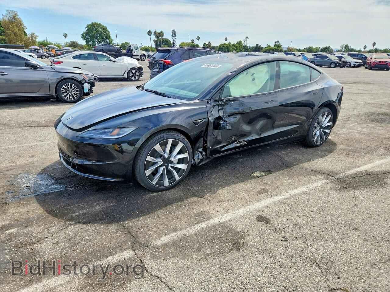 Фотография 5YJ3E1EA4TF169806 - TESLA MODEL 3 2026