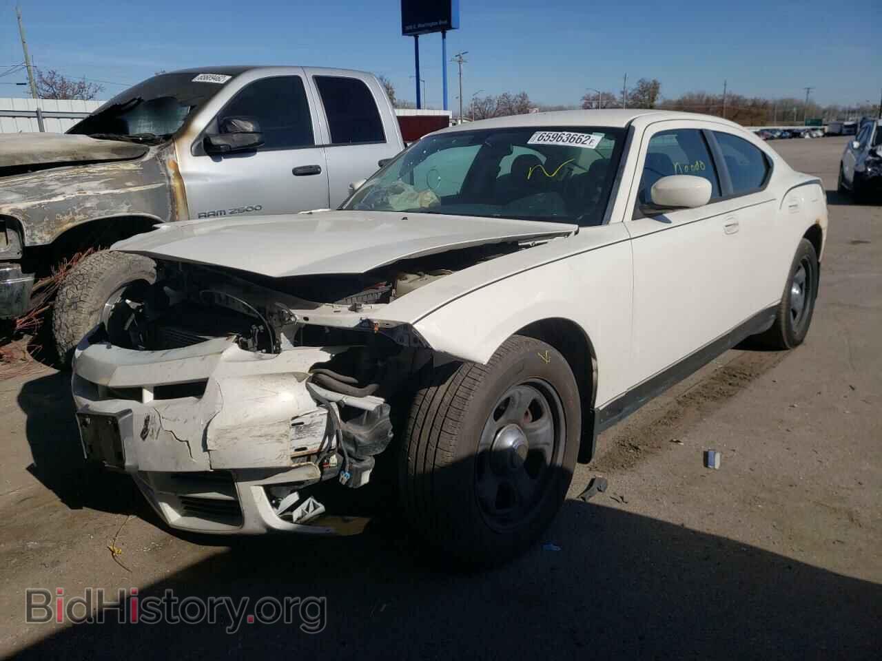 2010 DODGE CHARGER - VIN: 2B3AA4CV2AH215670 - Фото 2
