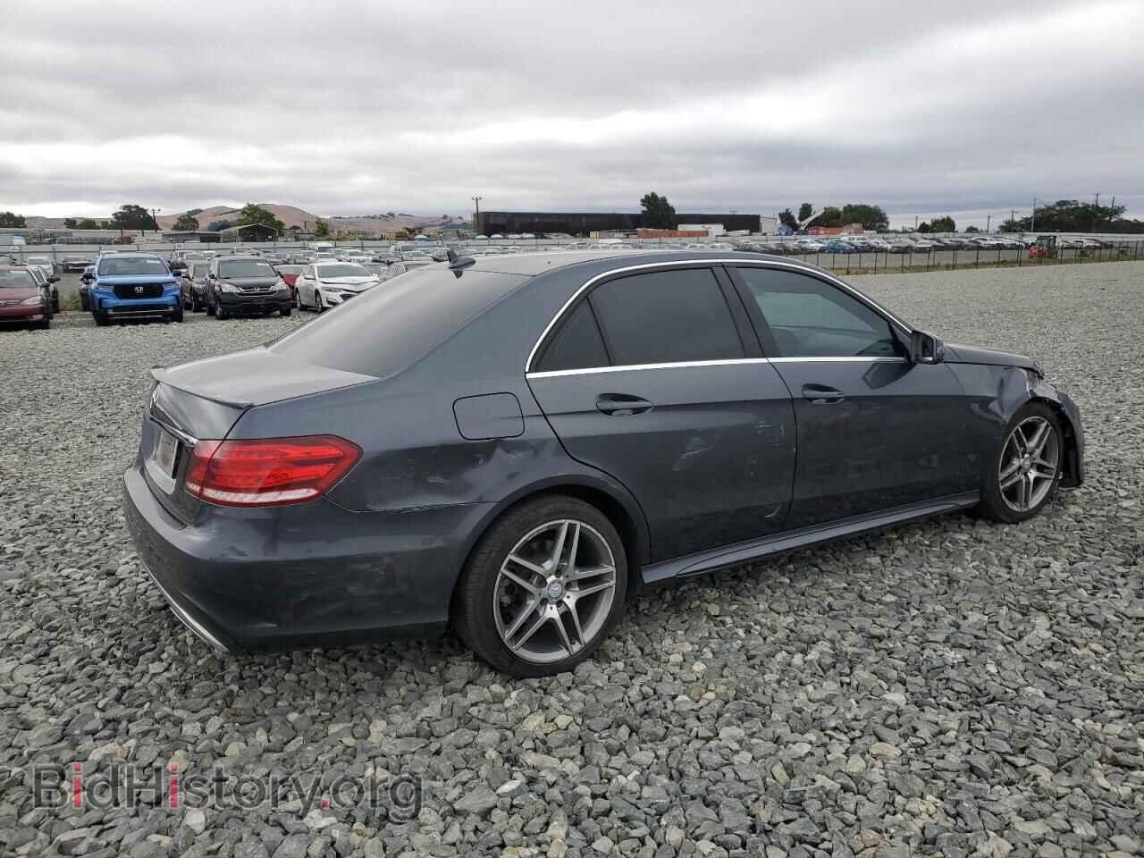 2014 MERCEDES-BENZ E-CLASS - VIN: WDDHF5KB5EA977199 - Фото 3