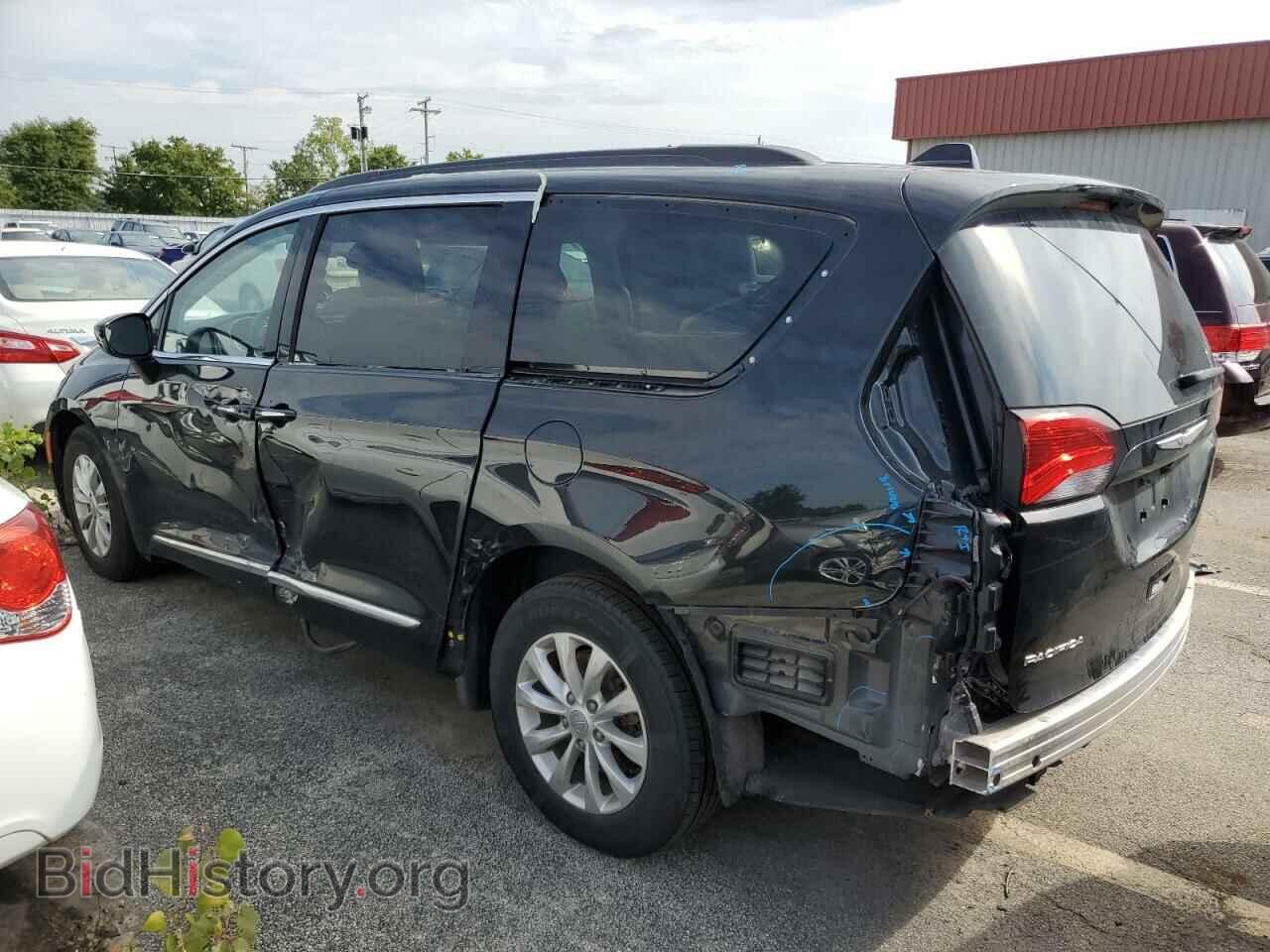 2017 CHRYSLER PACIFICA - VIN: 2C4RC1BG2HR710677 - Фото 2