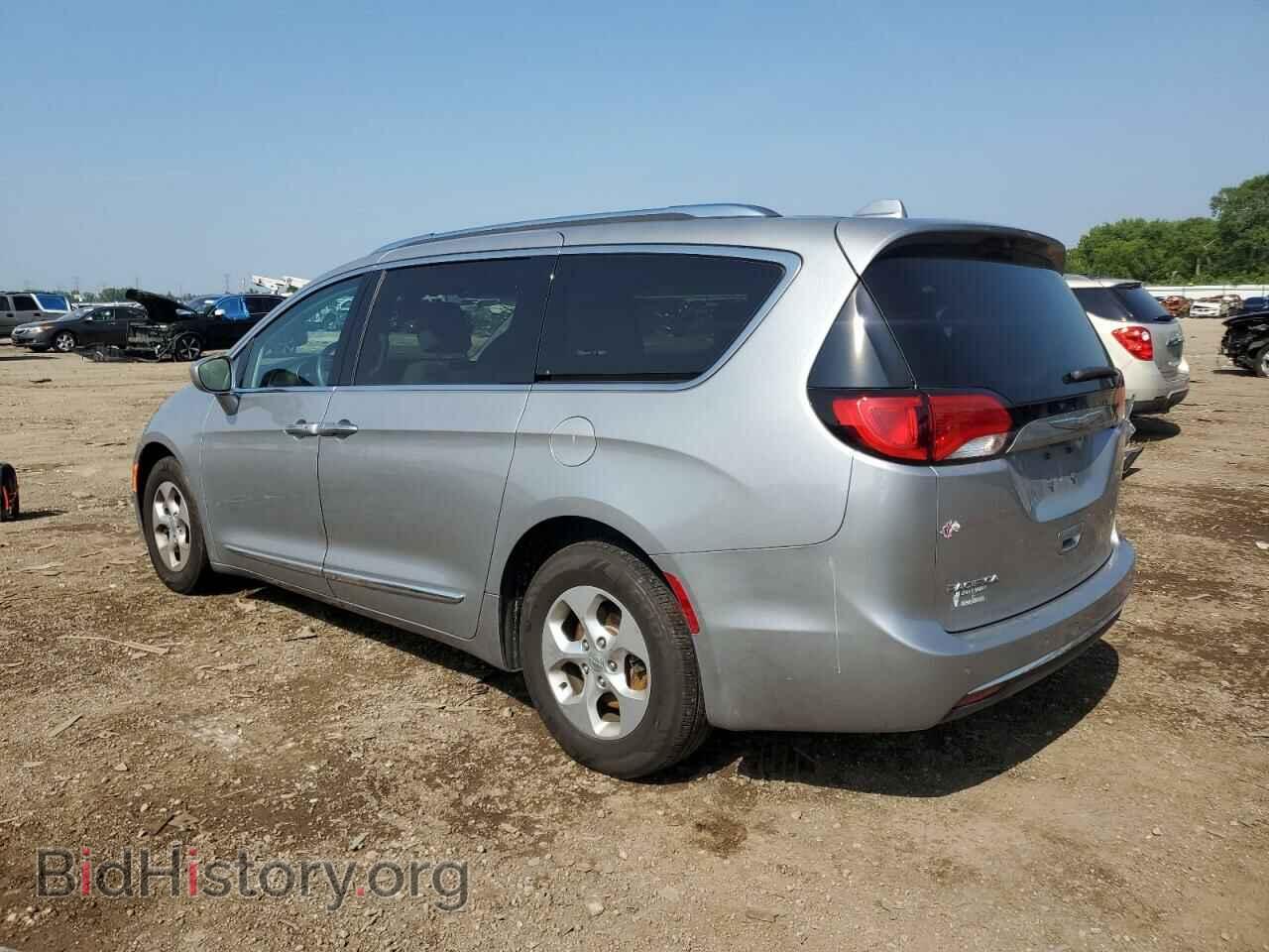 2017 CHRYSLER PACIFICA - VIN: 2C4RC1EG5HR817248 - Photo 2