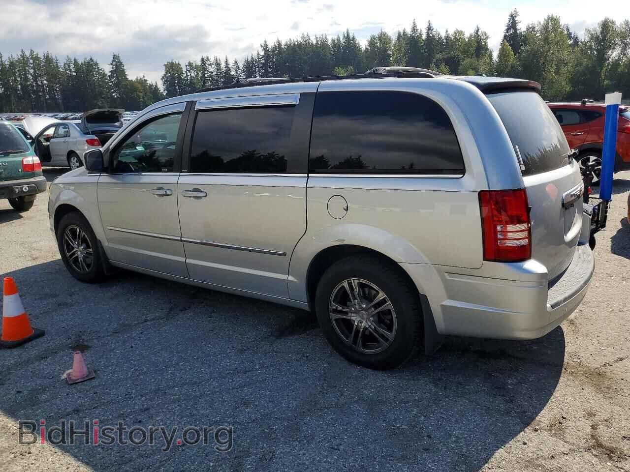 2010 CHRYSLER MINIVAN - VIN: 2A4RR5D10AR413213 - Фото 2