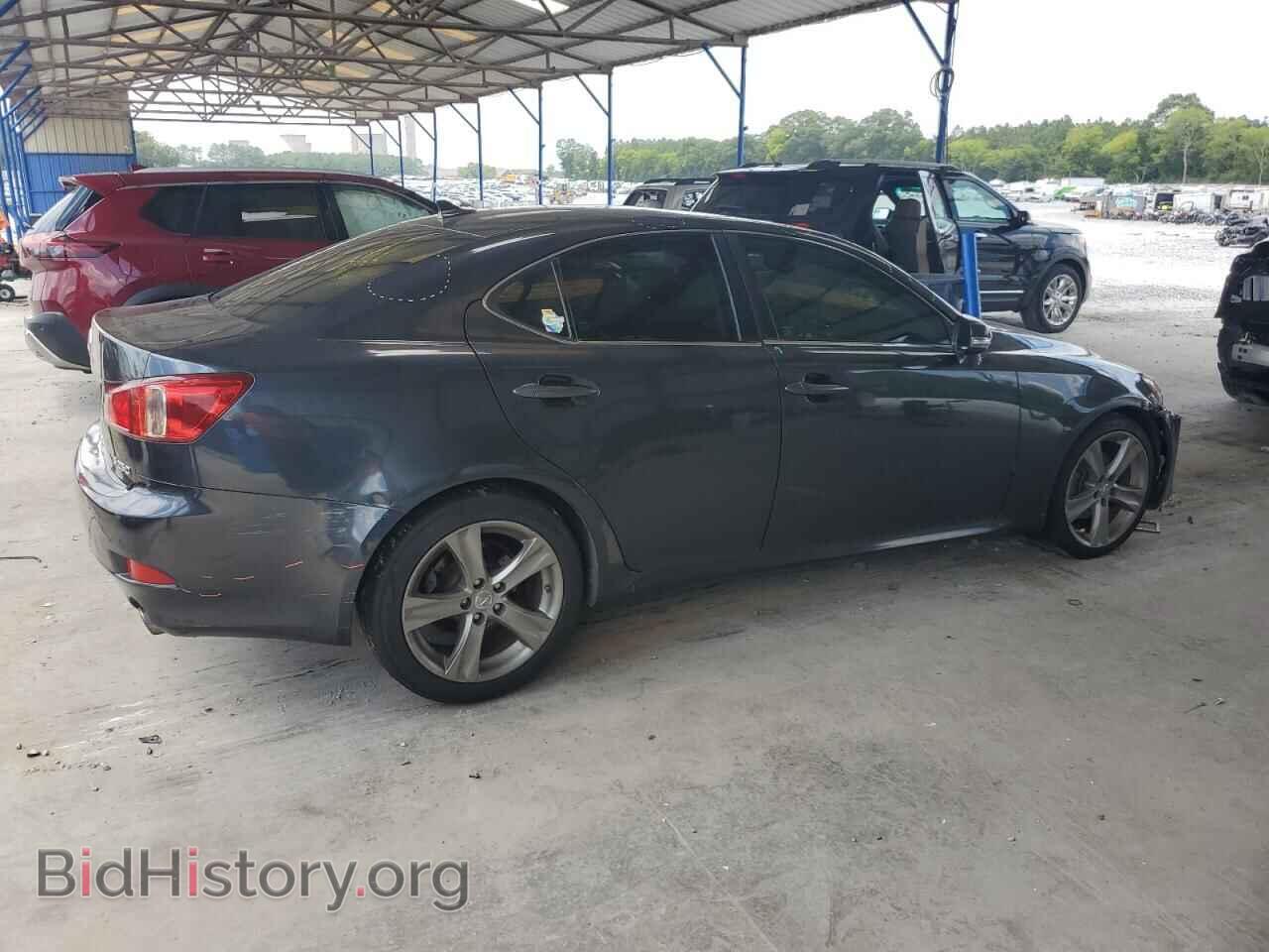2011 LEXUS IS - VIN: JTHBF5C21B5143576 - Photo 3