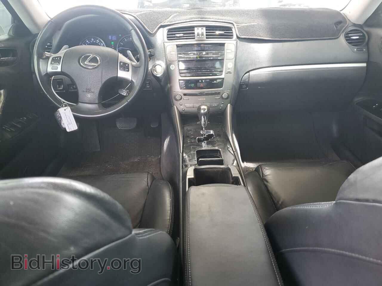 2011 LEXUS IS - VIN: JTHBF5C21B5143576 - Photo 8
