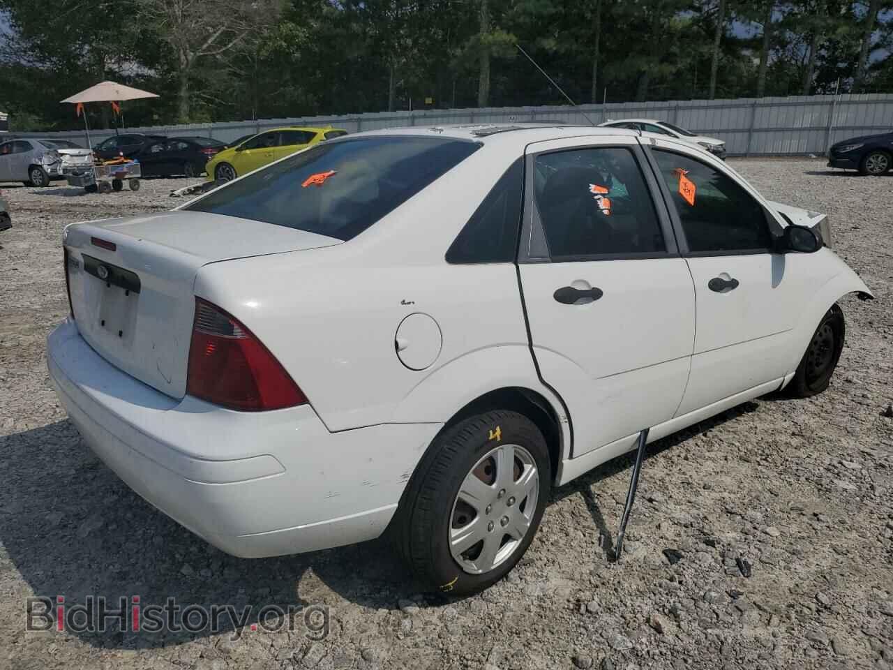 2007 FORD FOCUS - VIN: 1FAFP34N57W357832 - Фото 3