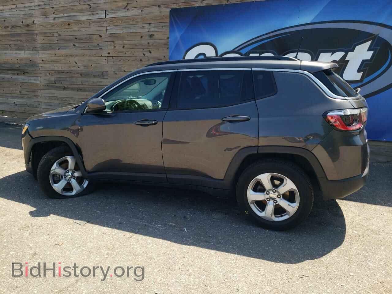 2019 JEEP COMPASS - VIN: 3C4NJDBB8KT742032 - Photo 2