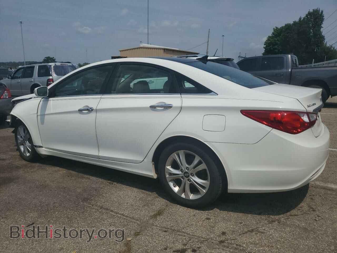 2012 HYUNDAI SONATA - VIN: 5NPEC4ACXCH458794 - Фото 2