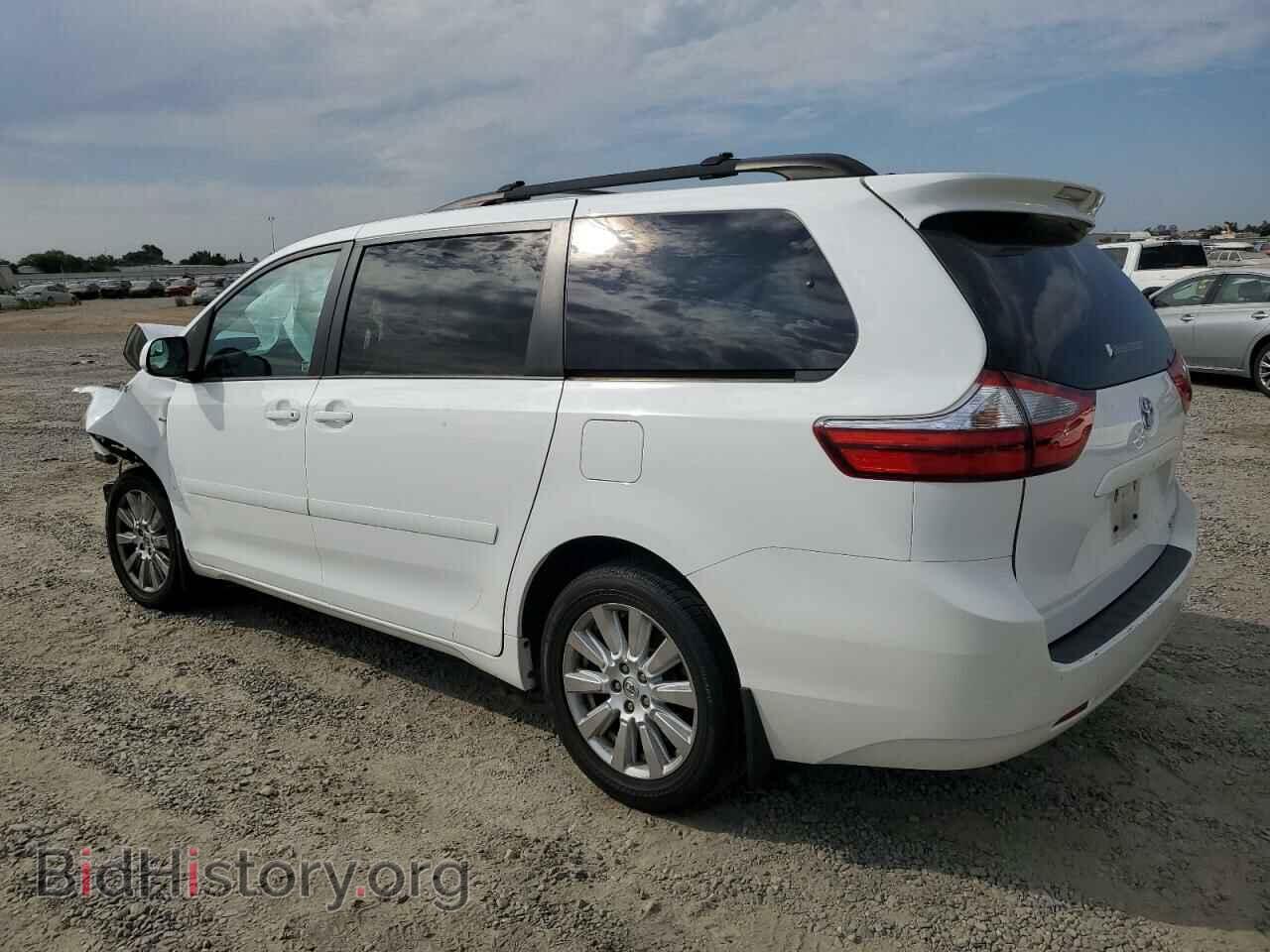 2017 TOYOTA All Models - VIN: 5TDJZ3DCXHS182430 - Фото 2