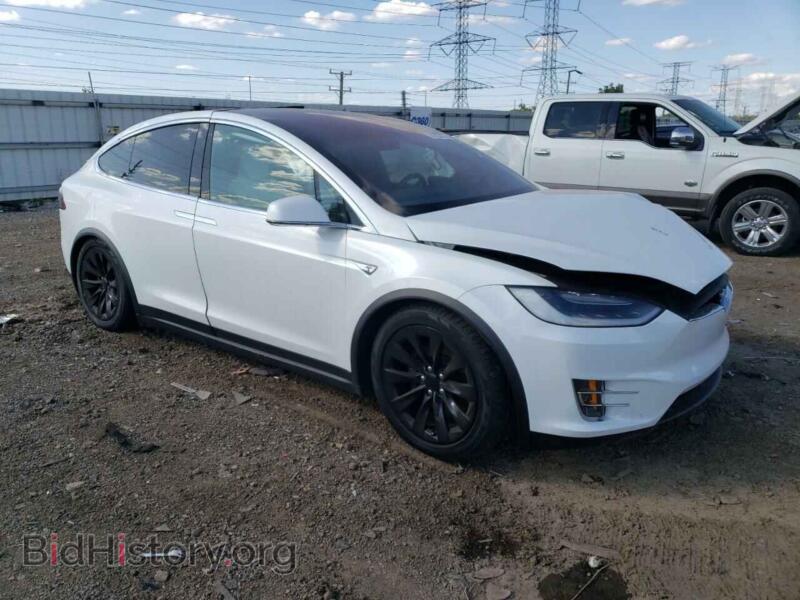 2016 Tesla MODEL X (VIN 5YJXCBE25GF003046) — фото 4 из 15