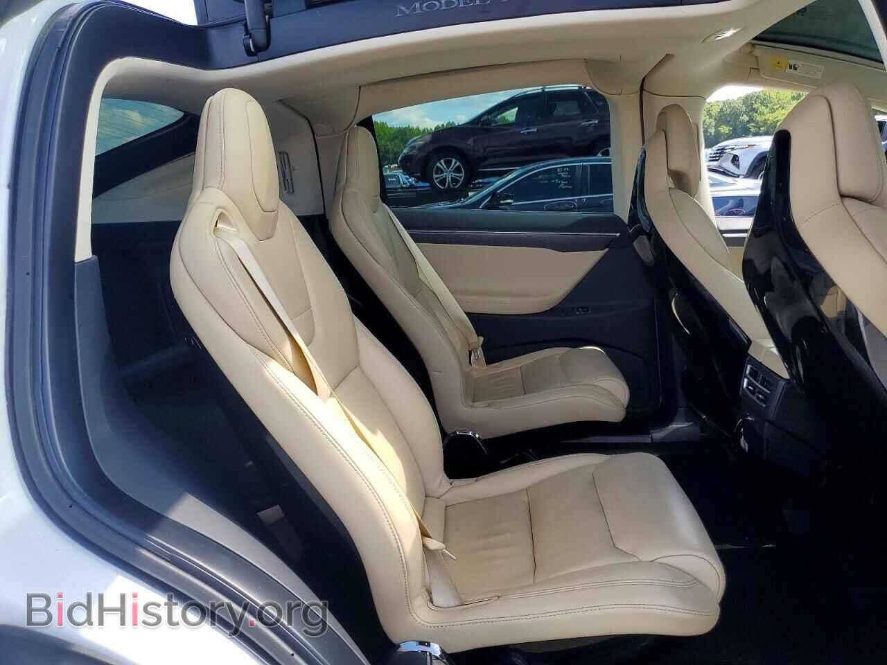 2016 TESLA MODEL X - VIN: 5YJXCBE21GF016554 - Photo 10