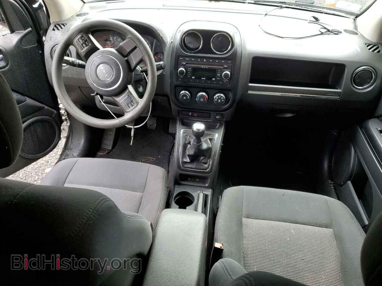 2011 JEEP COMPASS - VIN: 1J4NF1FB5BD209792 - Photo 8