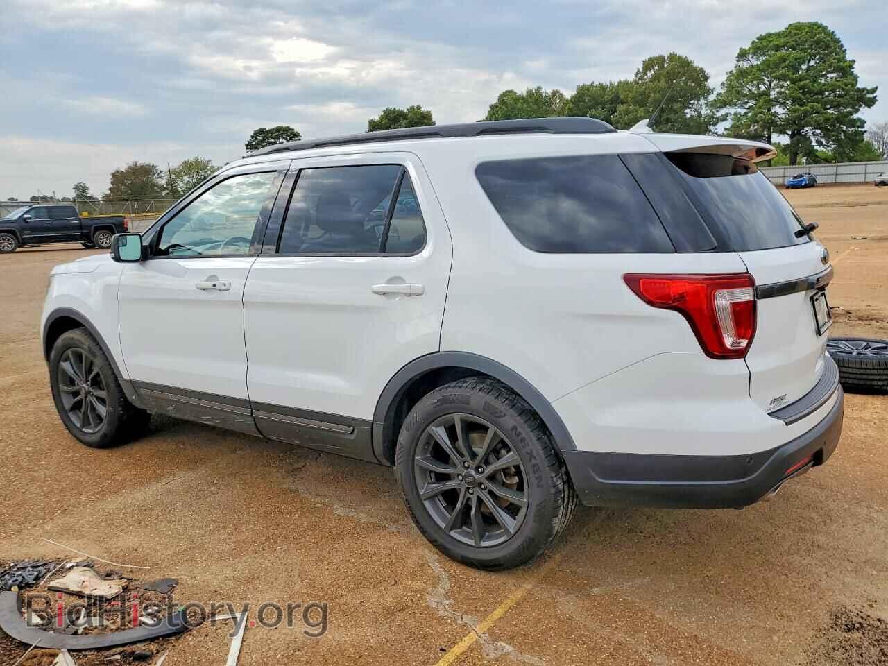 2018 FORD EXPLORER - VIN: 1FM5K7D84JGB07114 - Photo 2