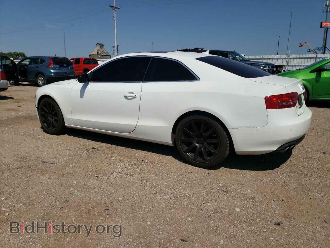 2011 AUDI A5 - VIN: WAULFAFR4BA050403 - Фото 2