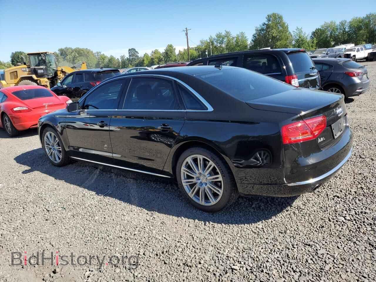 2011 AUDI A8 - VIN: WAURVAFD1BN013464 - Фото 2