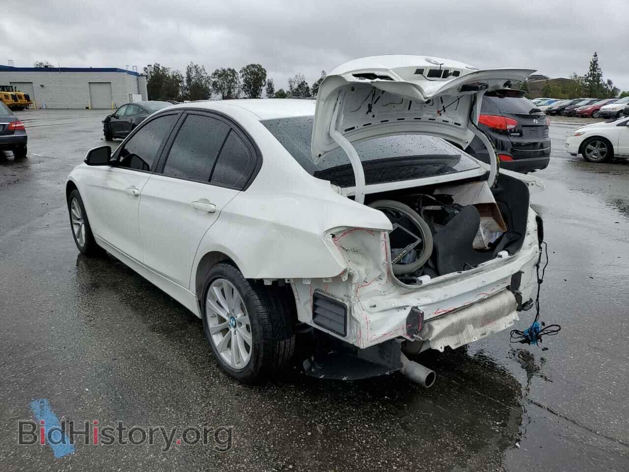 2016 BMW 3 SERIES - VIN: WBA8E1G50GNU11193 - Фото 3