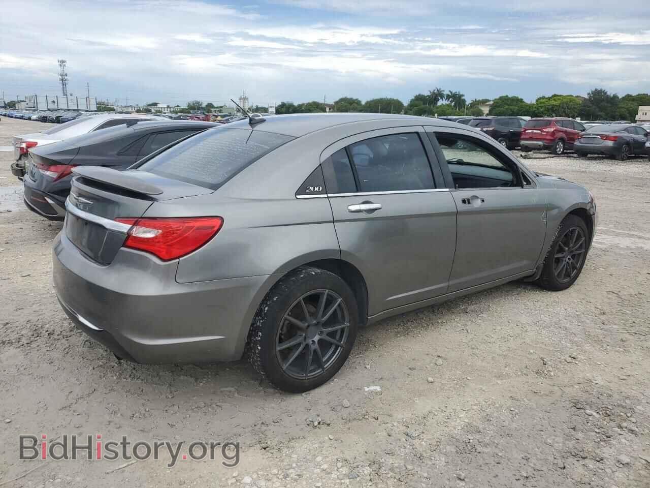 2011 CHRYSLER 200 - VIN: 1C3BC2FB9BN583232 - Photo 3