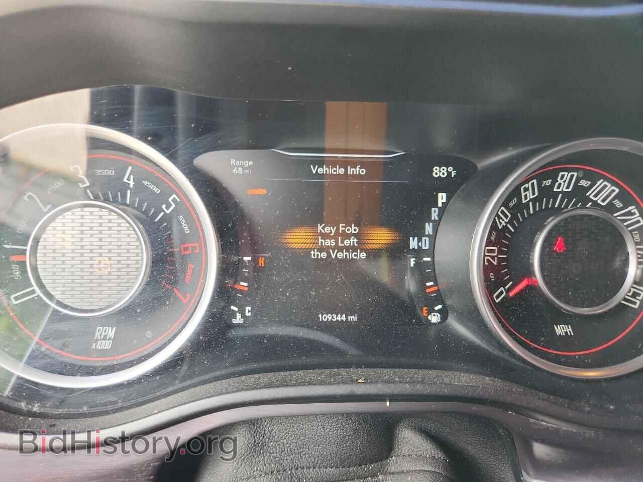 2015 DODGE CHALLENGER - VIN: 2C3CDZAT9FH700574 - Фото 9