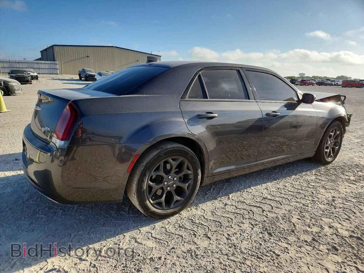 2019 CHRYSLER 300 - VIN: 2C3CCAGGXKH569793 - Фото 3