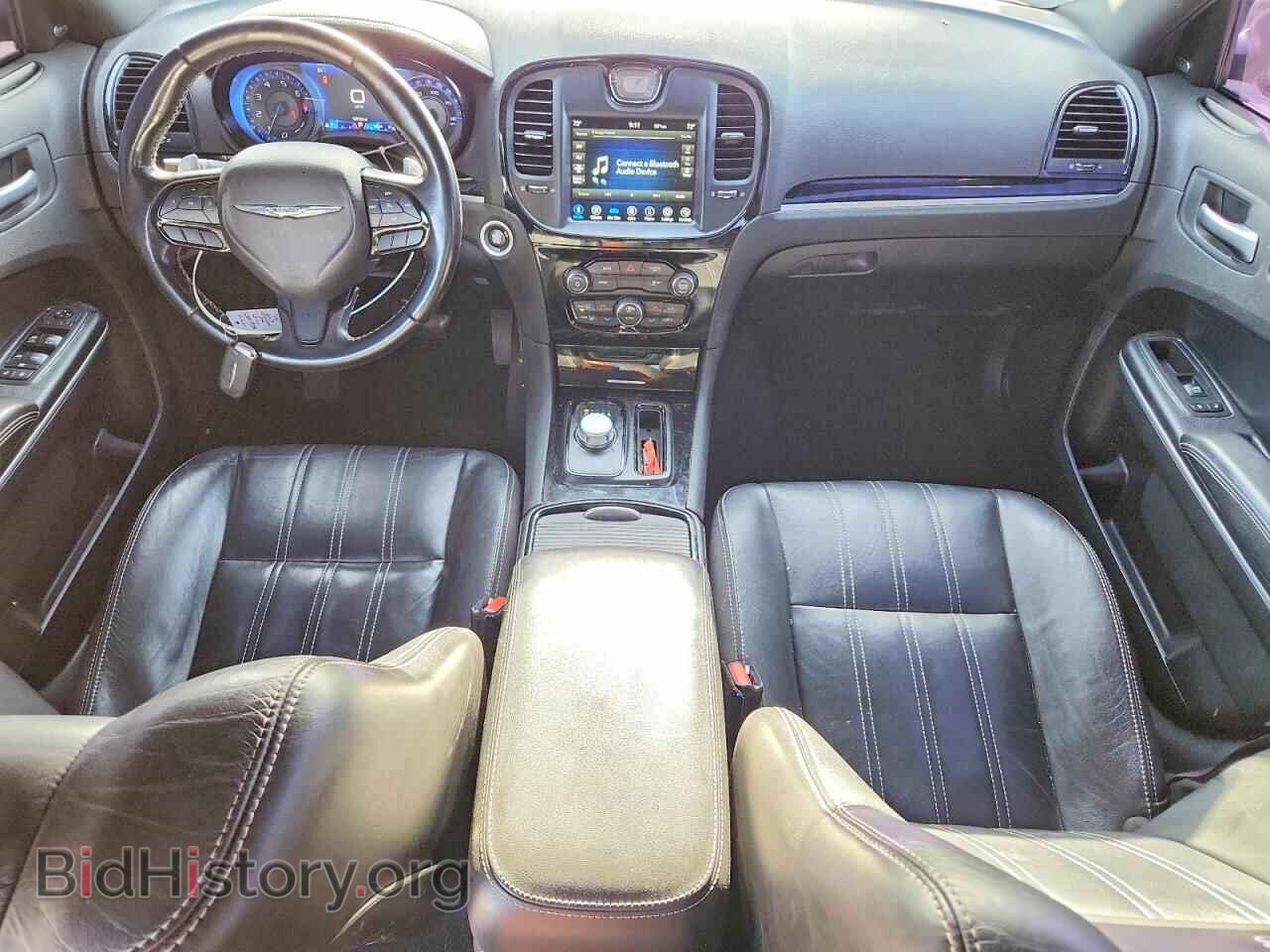 2019 CHRYSLER 300 - VIN: 2C3CCAGGXKH569793 - Фото 8