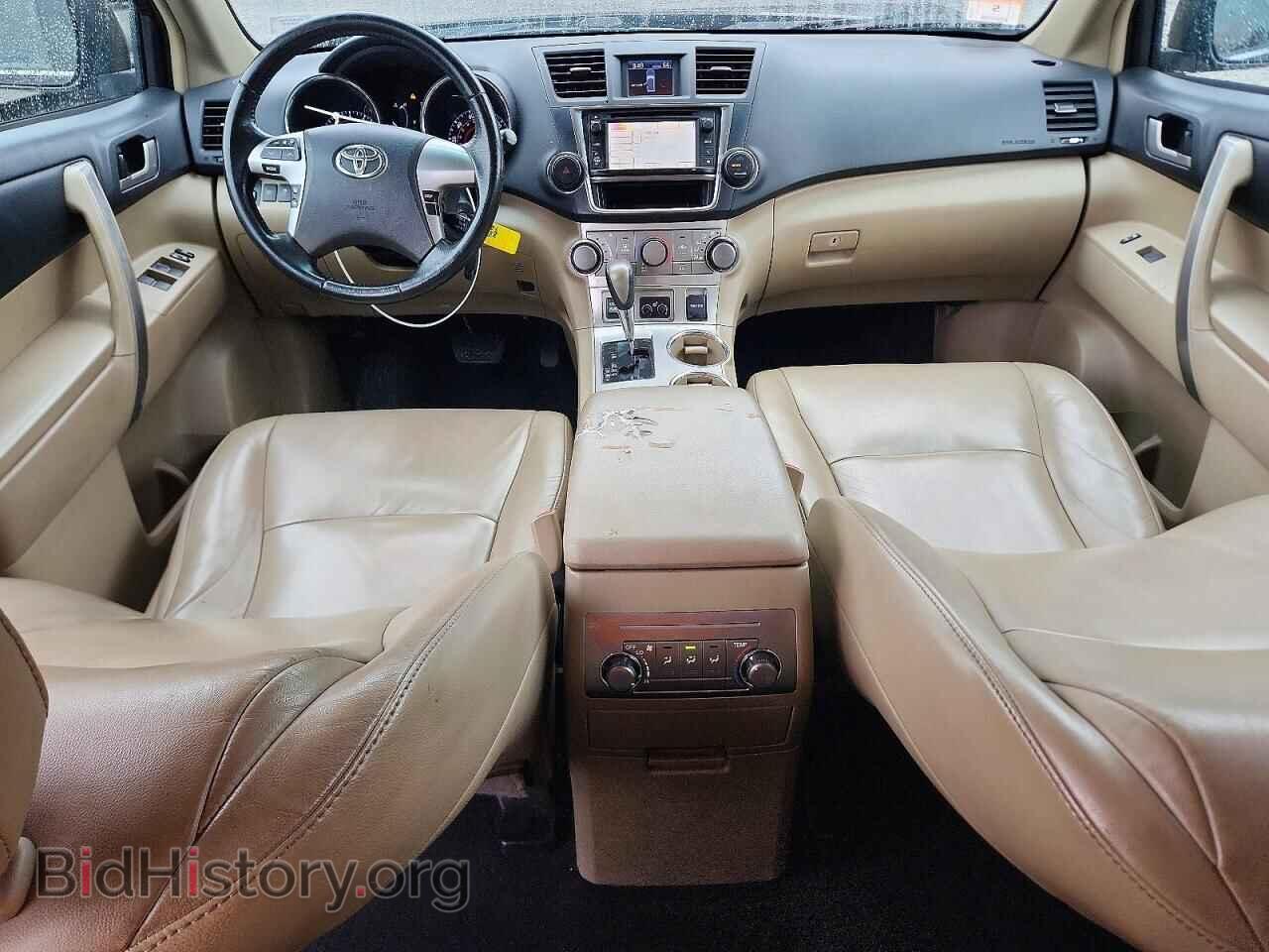 2013 TOYOTA HIGHLANDER - VIN: 5TDBK3EH8DS233324 - Фото 8