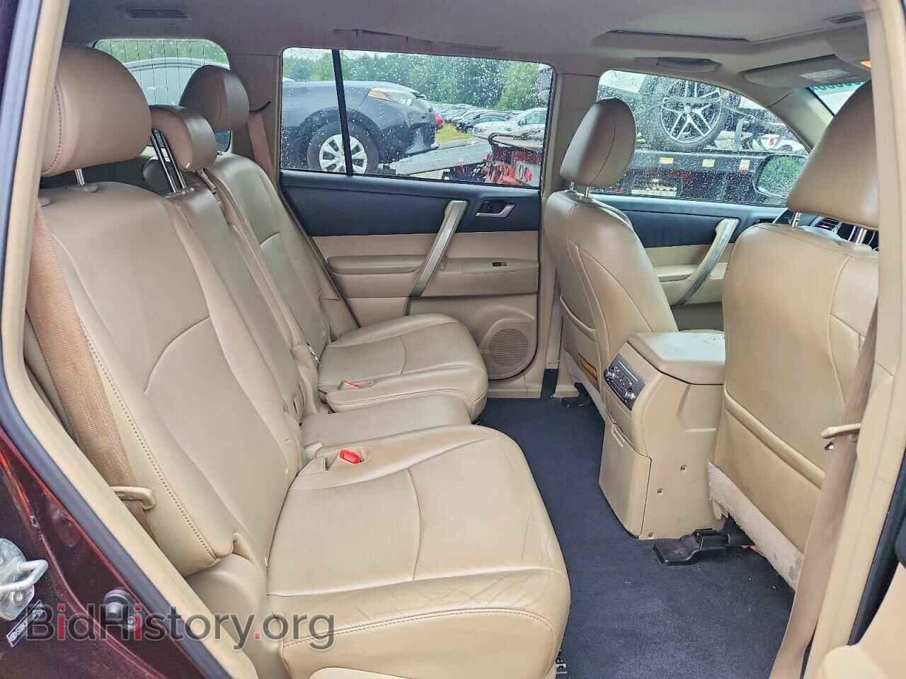 2013 TOYOTA HIGHLANDER - VIN: 5TDBK3EH8DS233324 - Фото 10