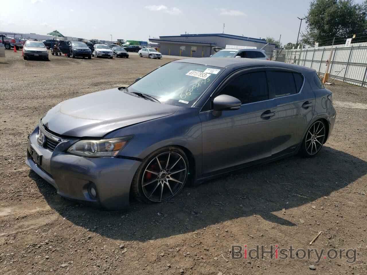 Photo JTHKD5BH1D2173242 - LEXUS CT 200 2013