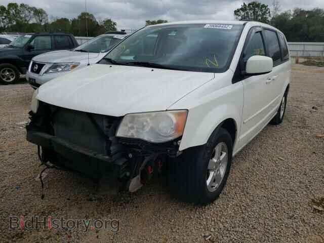 2013 DODGE CARAVAN - VIN: 2C4RDGCG0DR611607 - Photo 2