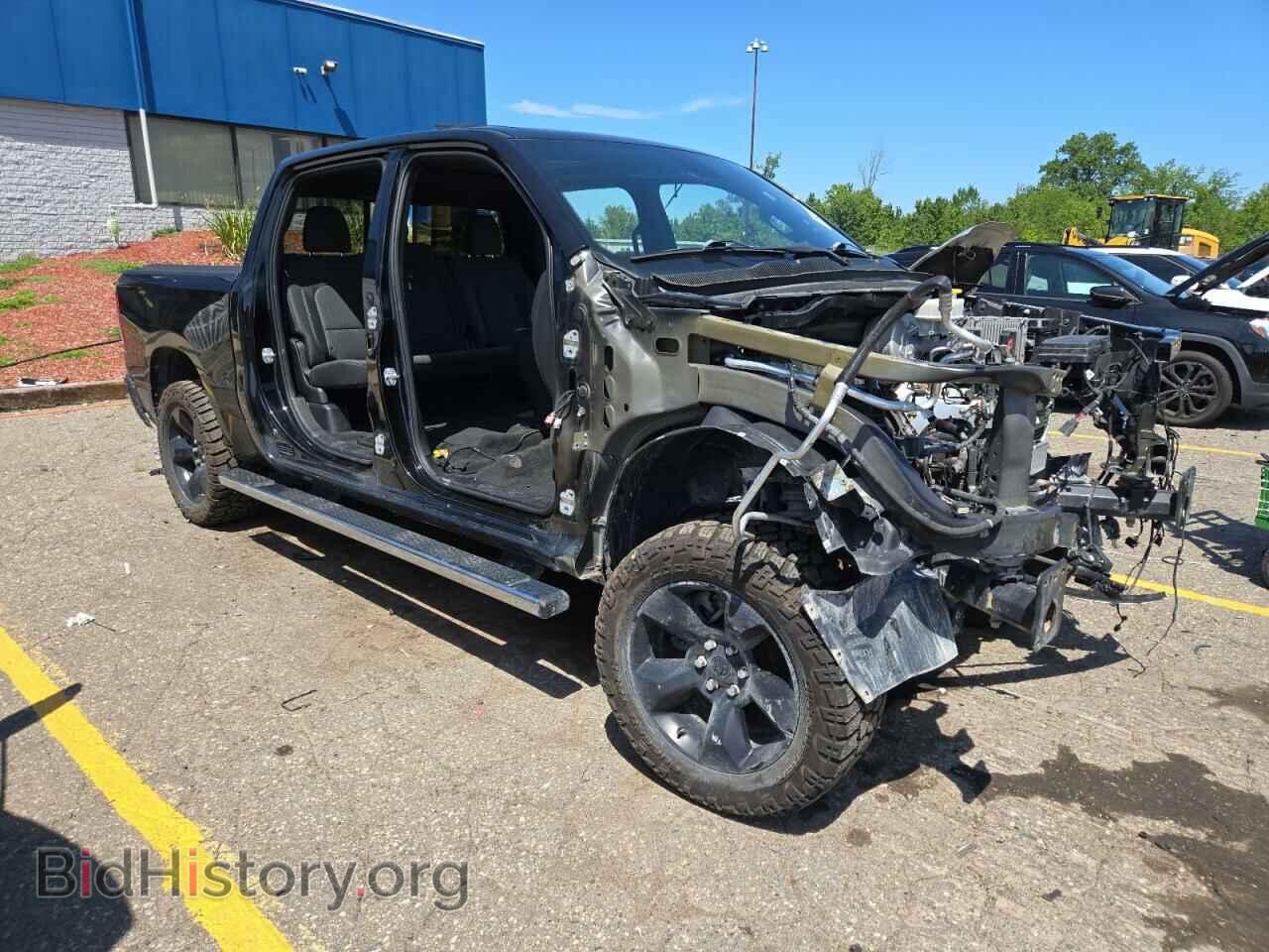 2019 RAM 1500 - VIN: 1C6SRFFT2KN695873 - Фото 4