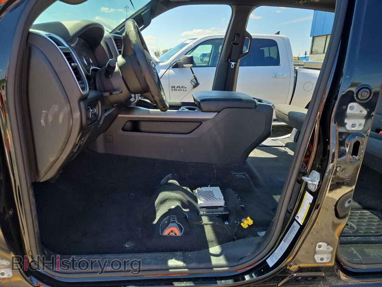 2019 RAM 1500 - VIN: 1C6SRFFT2KN695873 - Фото 7